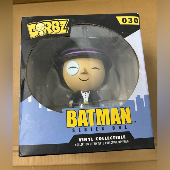 DC Penguin figurine - Picture 1 of 4
